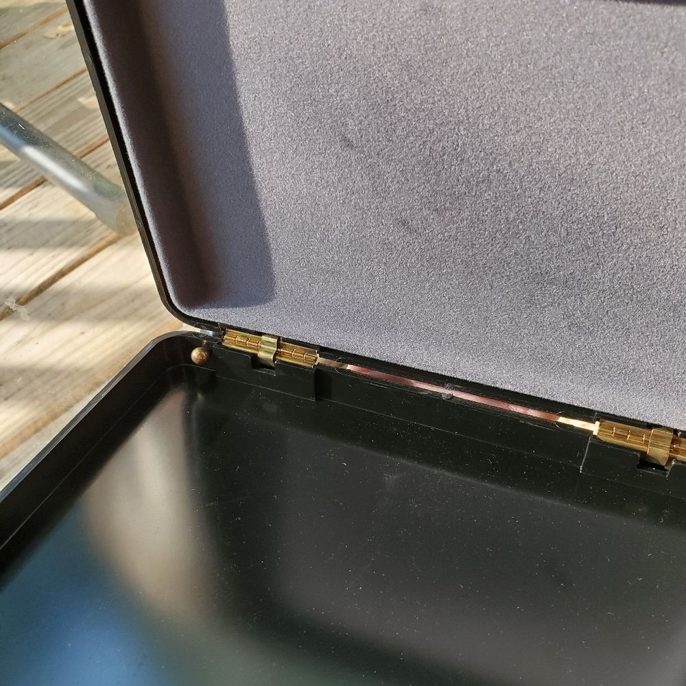 Unique cigar box purse - Picture 3 of 3